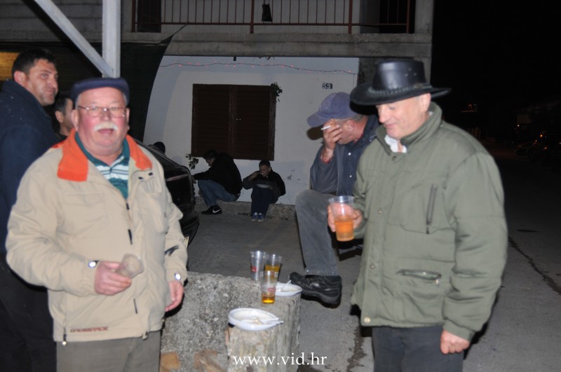 Badnjak (42)